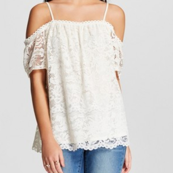 Tops - 2 for $25 ❤NWT Lace off the Shoulder Top